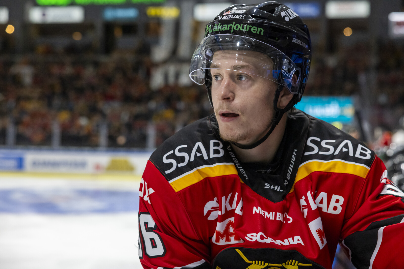 Luleå Edges Växjö in Overtime Thriller with Controversial Goal