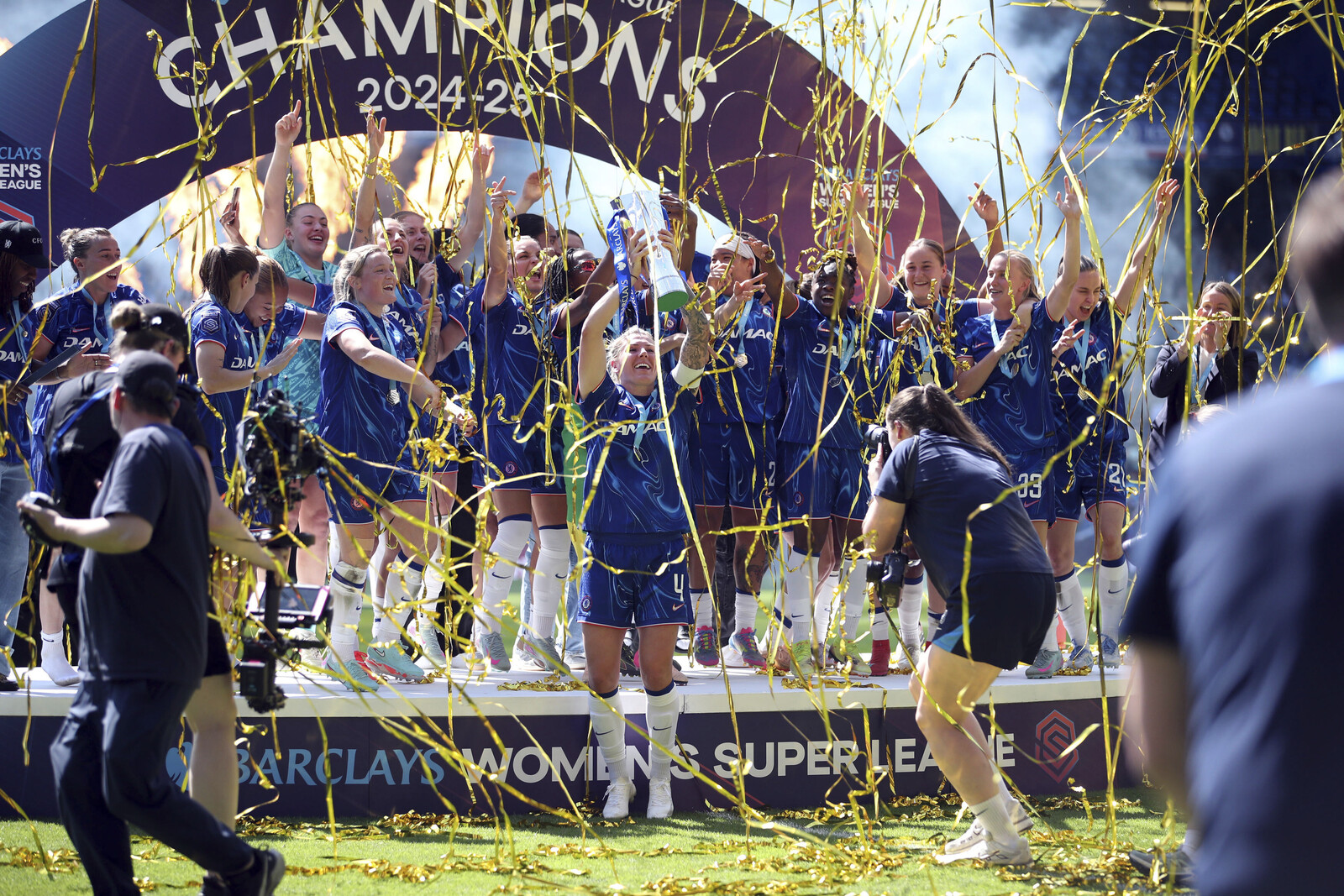 Chelsea Completes Unbeaten Season to Win Women's Super League