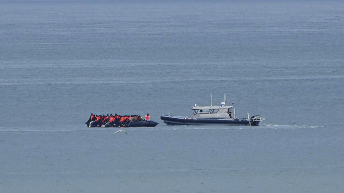 Eight sentenced for migrant death