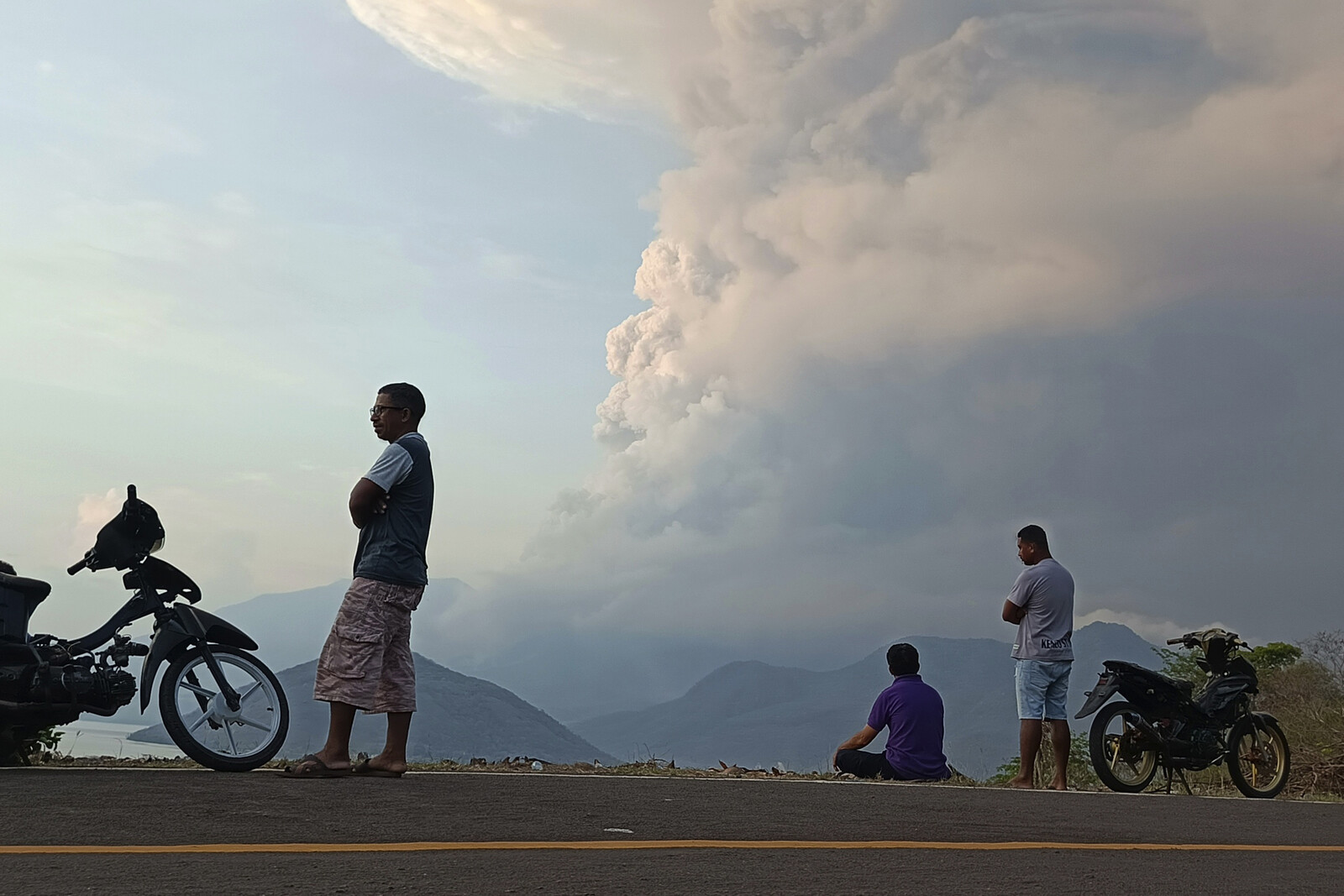 Hot, towering ash clouds spectacle