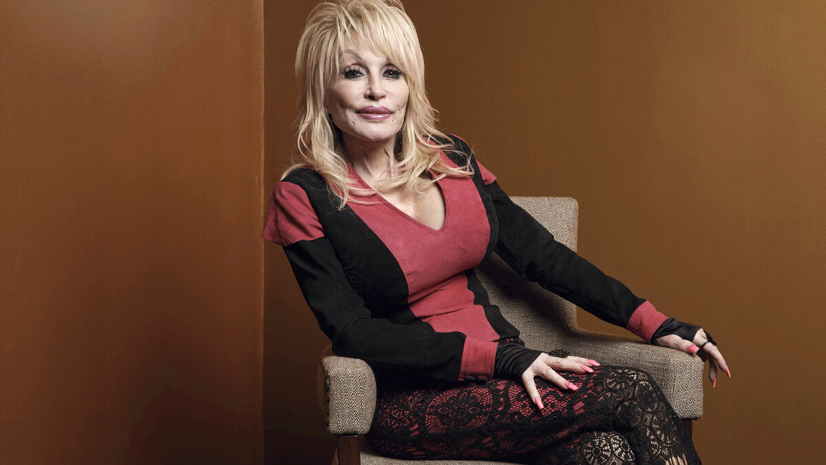 Dolly Parton, country music’s enduring queen and feminist icon