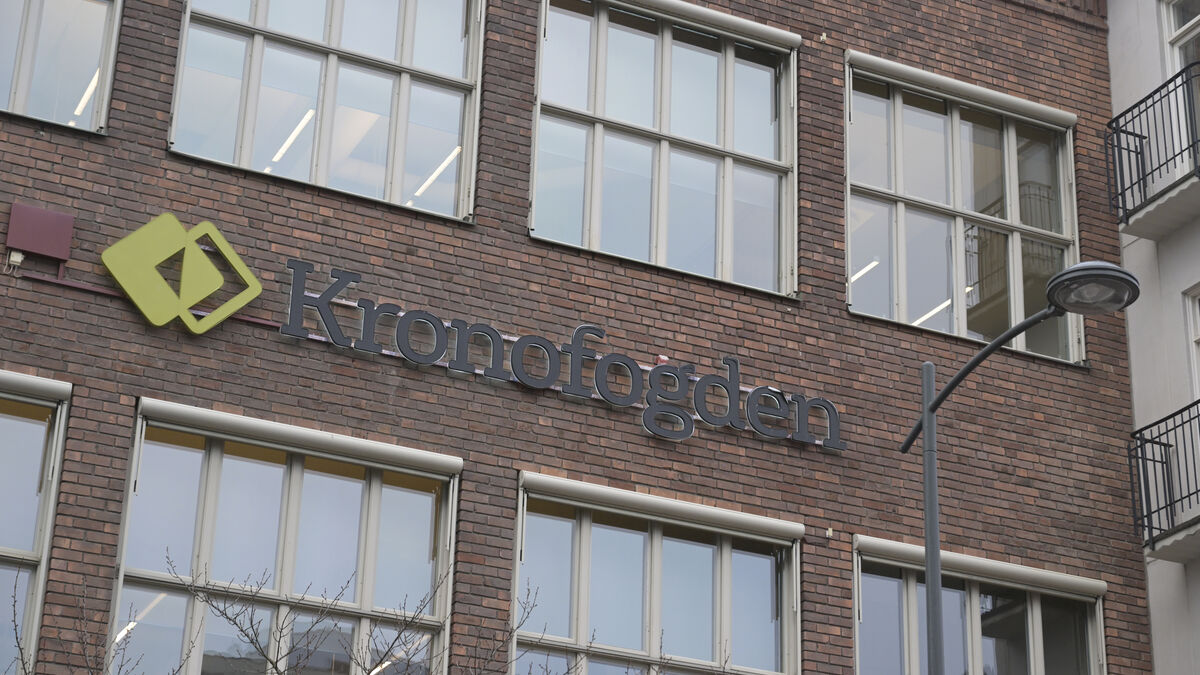 Swedish Enforcement Authority criticized for long processing times