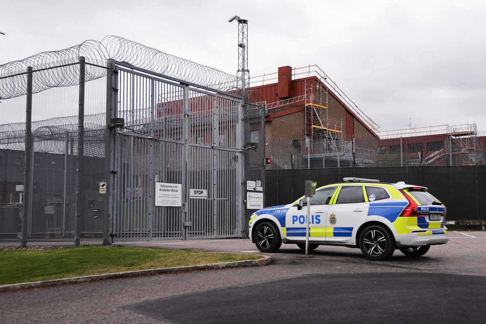 Gang Leader Among Two Escapees from Borås Detention Center