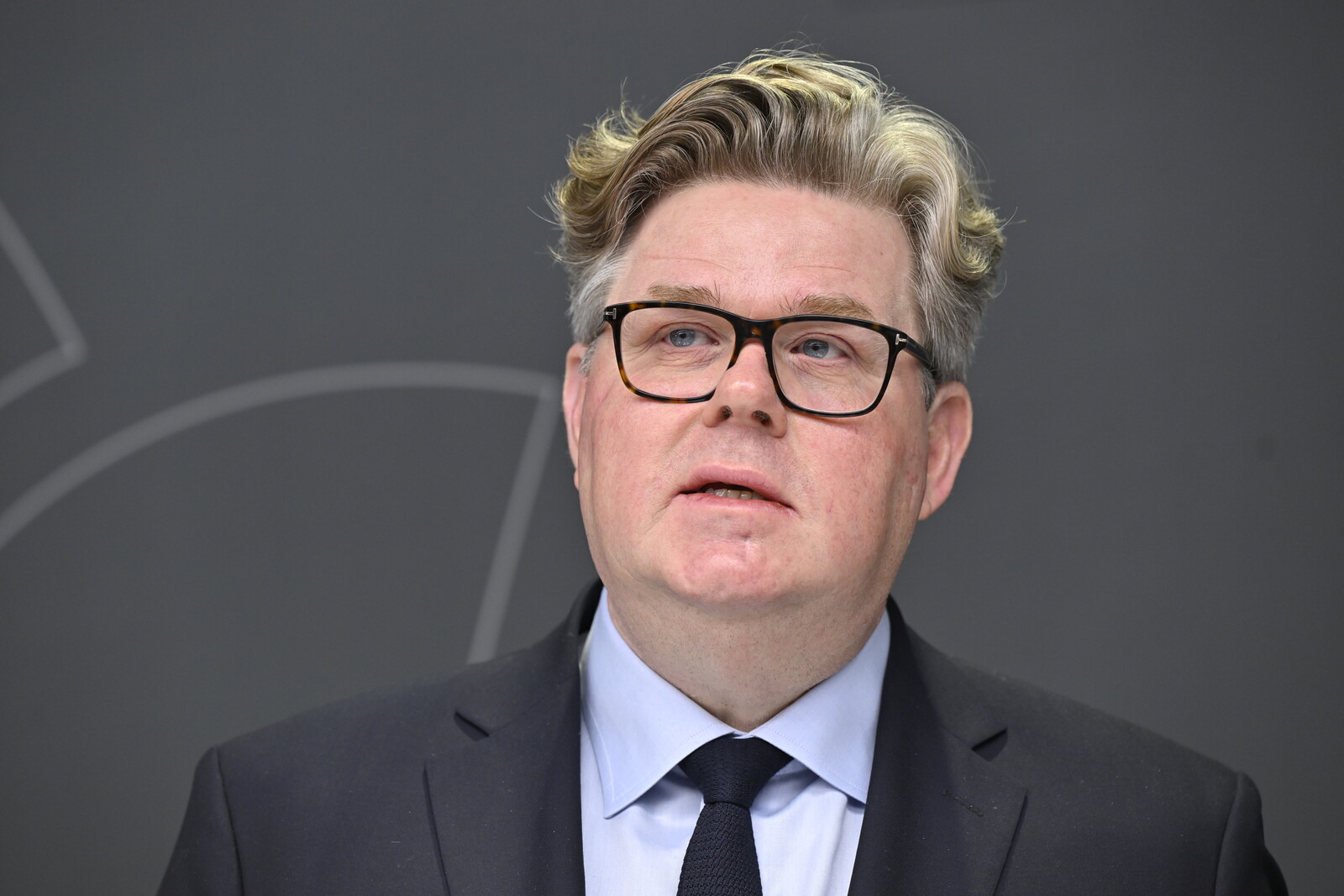 Strömmer: The Age of Criminal