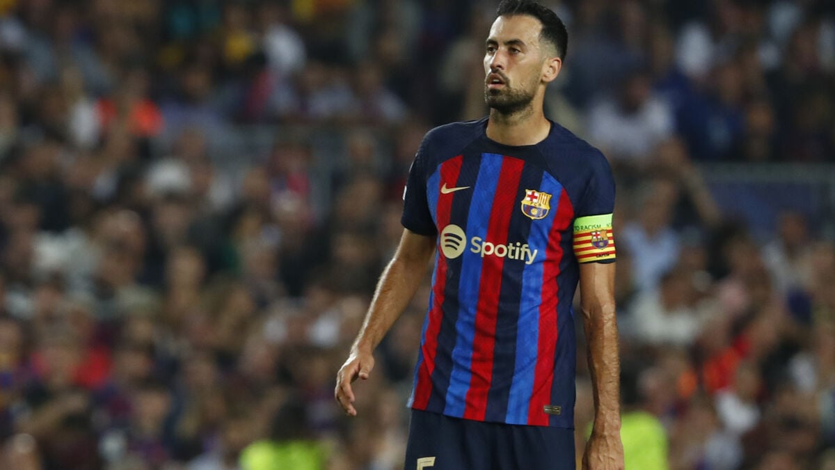 Sergio Busquets returns to Barcelona as reserve team assistant coach