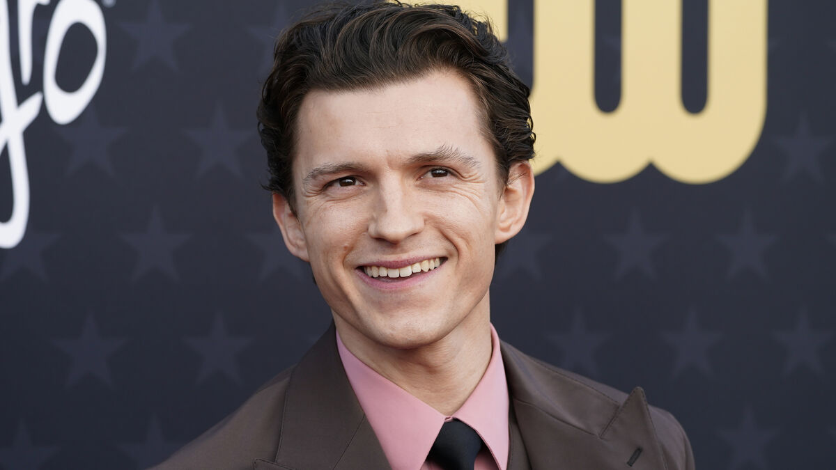 Tom Holland Updates Fans on