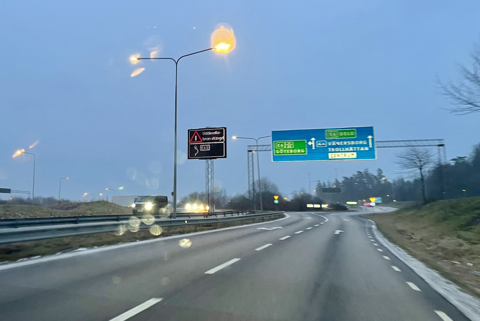 Multiple Cars Crash on Uddevalla