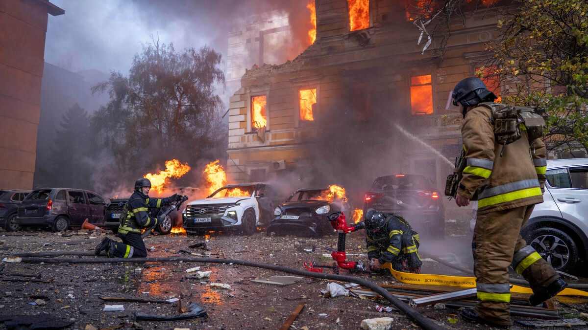 Seven killed in Russian attacks