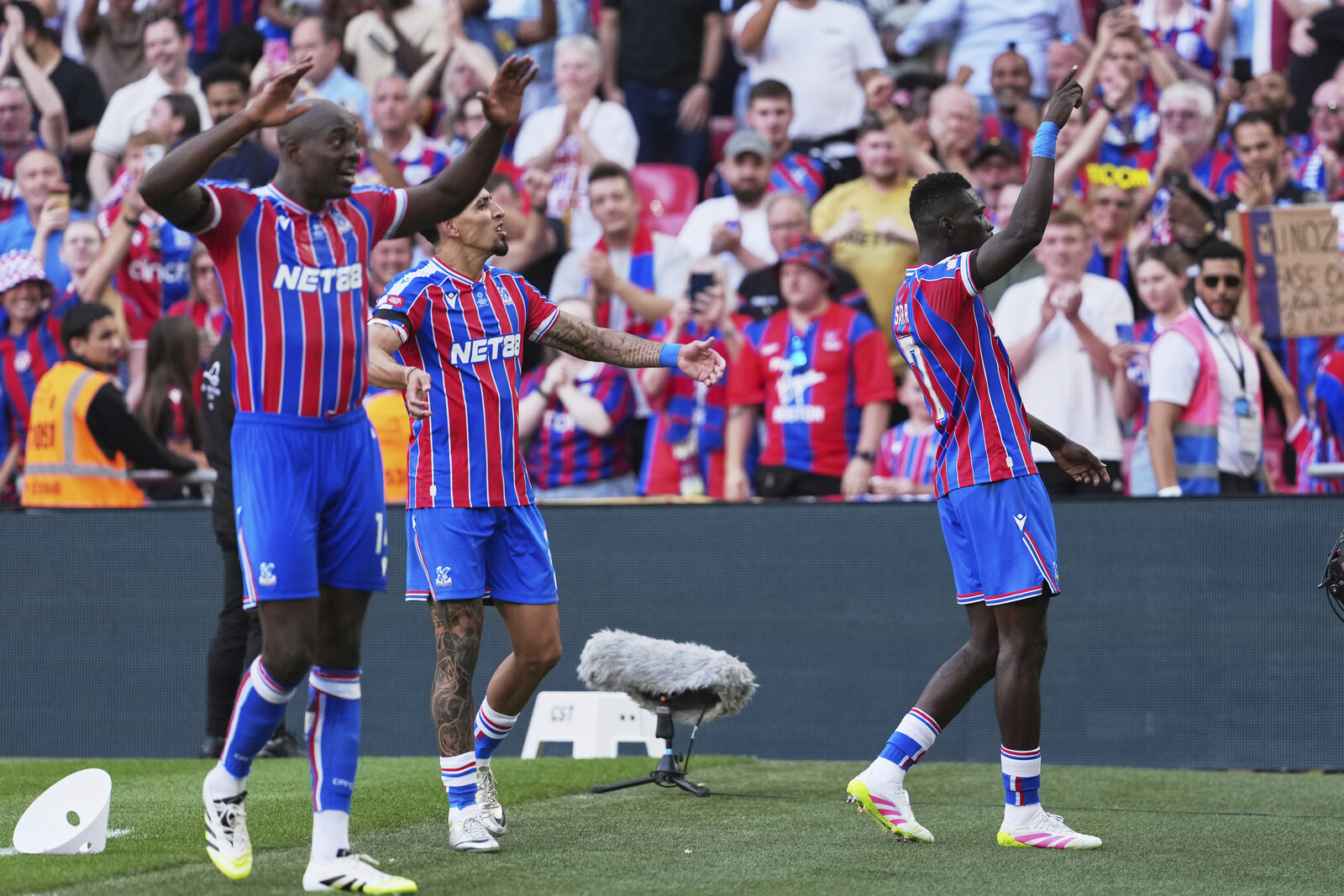 Crystal Palace Triumphs Over Liverpool to Win Community Shield