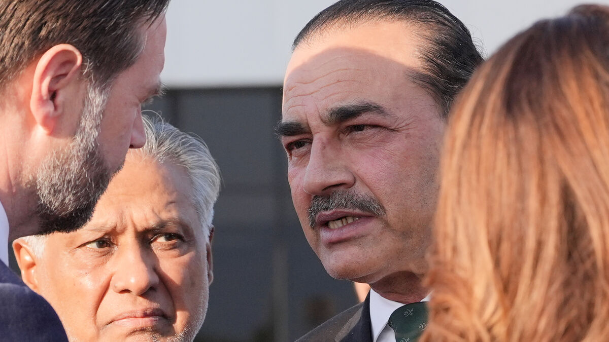 Pakistan mediator Asim Munir's trip to Iran put on hold