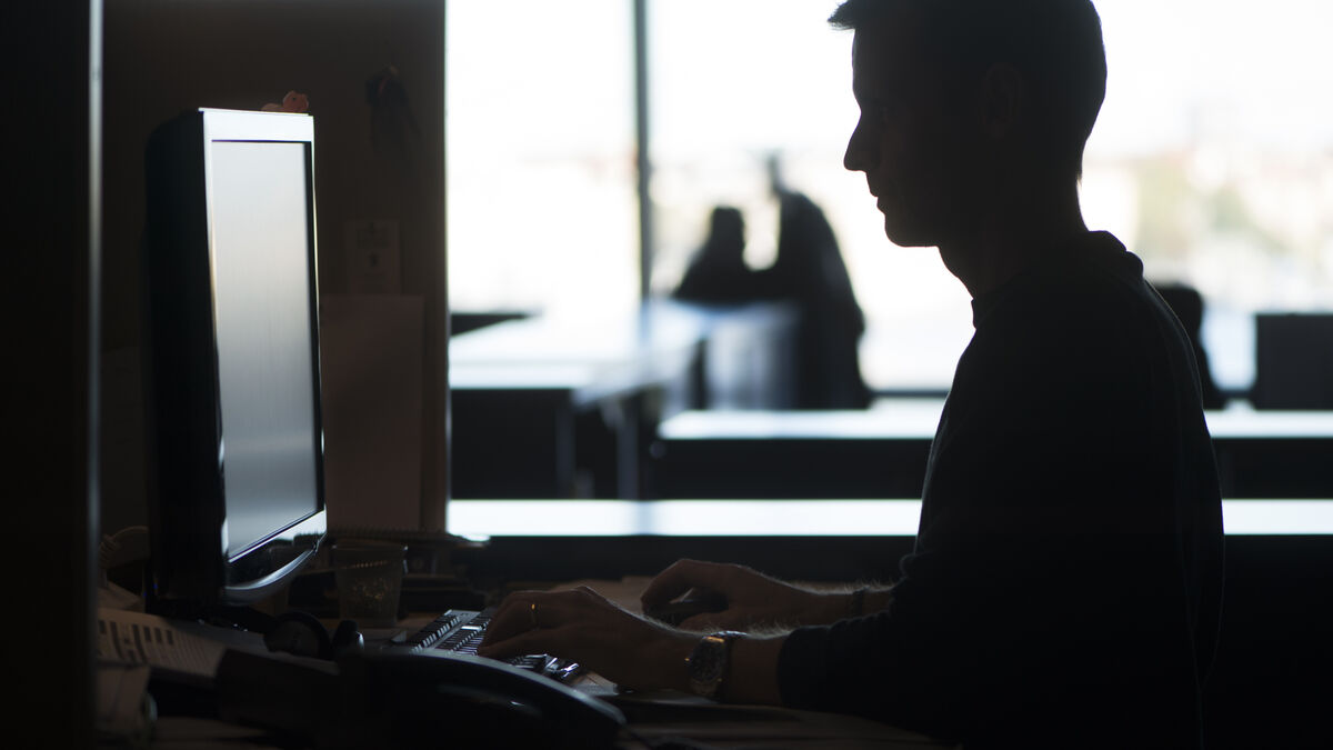 Fewer white-collar workers laid off as job market improves, TRR says