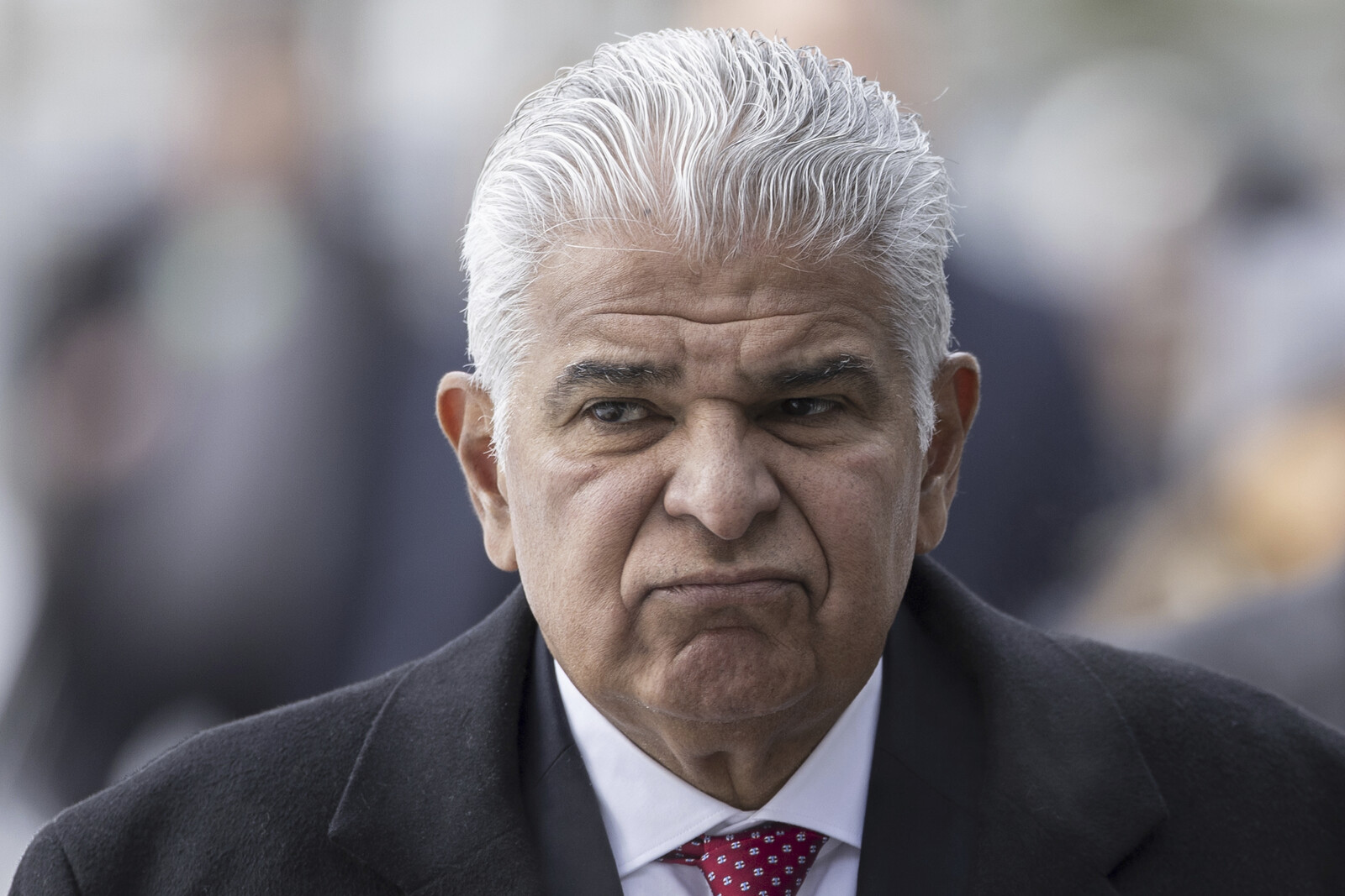 Panama's President Challenges Trump's Canal