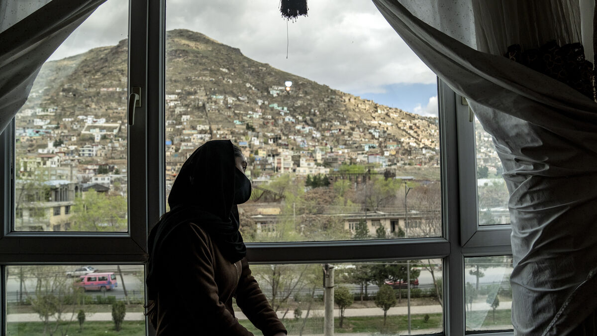 Taliban legalizes marriage for girls