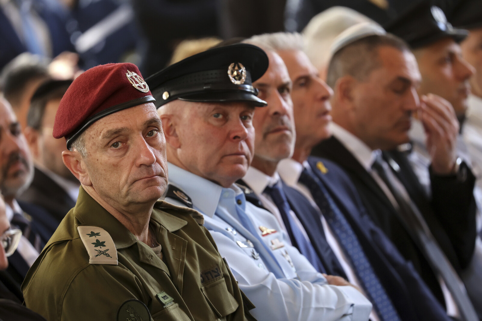 Israel's outgoing army chief: 20,000