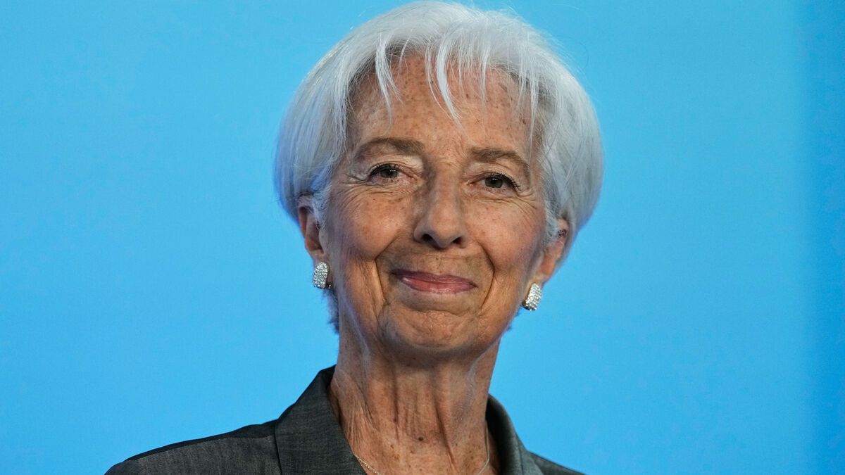 Lagarde fuels speculation over possible