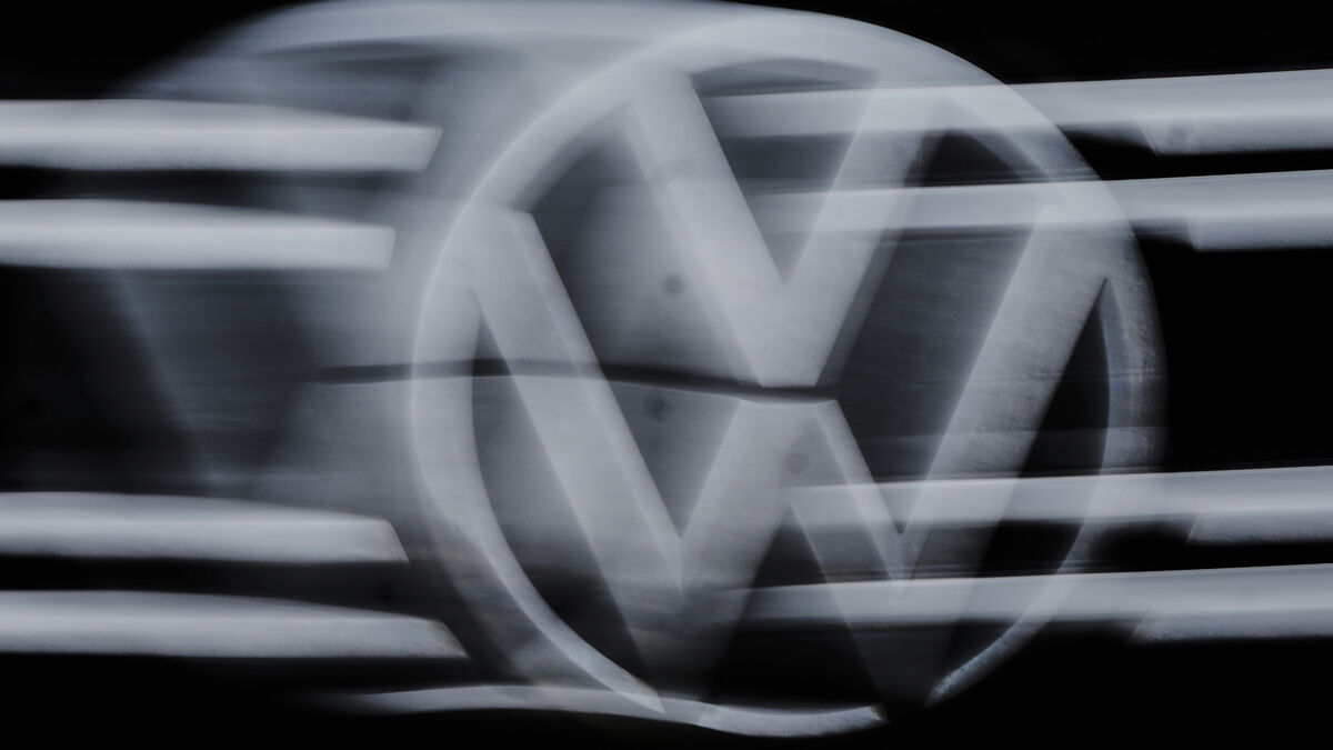 German car industry braces for more plant closures and job cuts