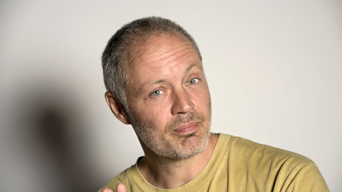 Michael Lindgren makes a comedy about Swedishness with new film Flaggan