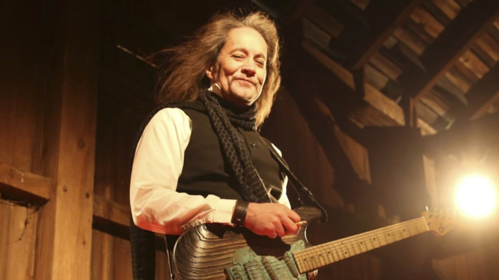 Former Ozzy Guitarist Shot