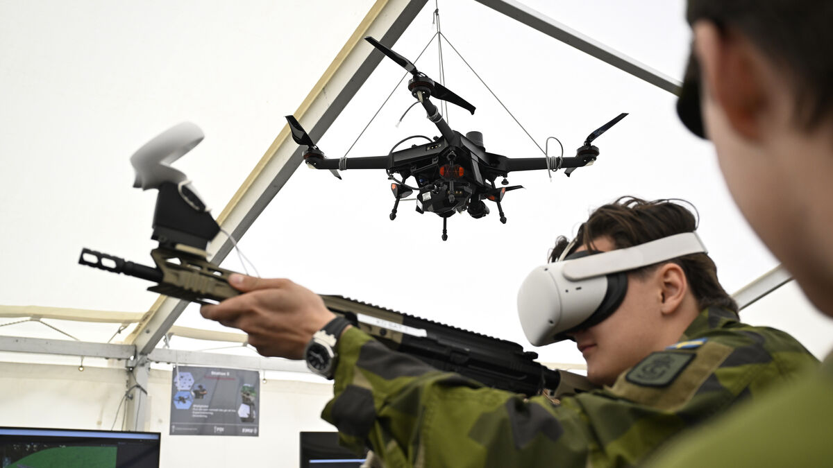 Swedish Armed Forces told to speed up weapons development as Ukraine war drives innovation push