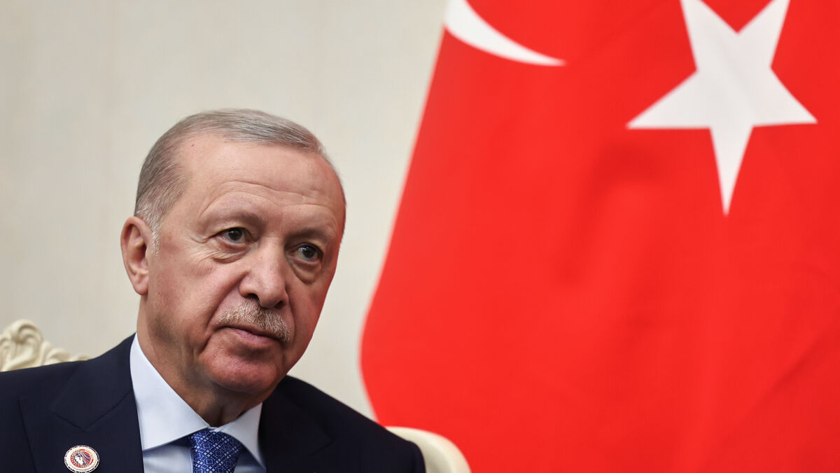 Erdogan to run again in