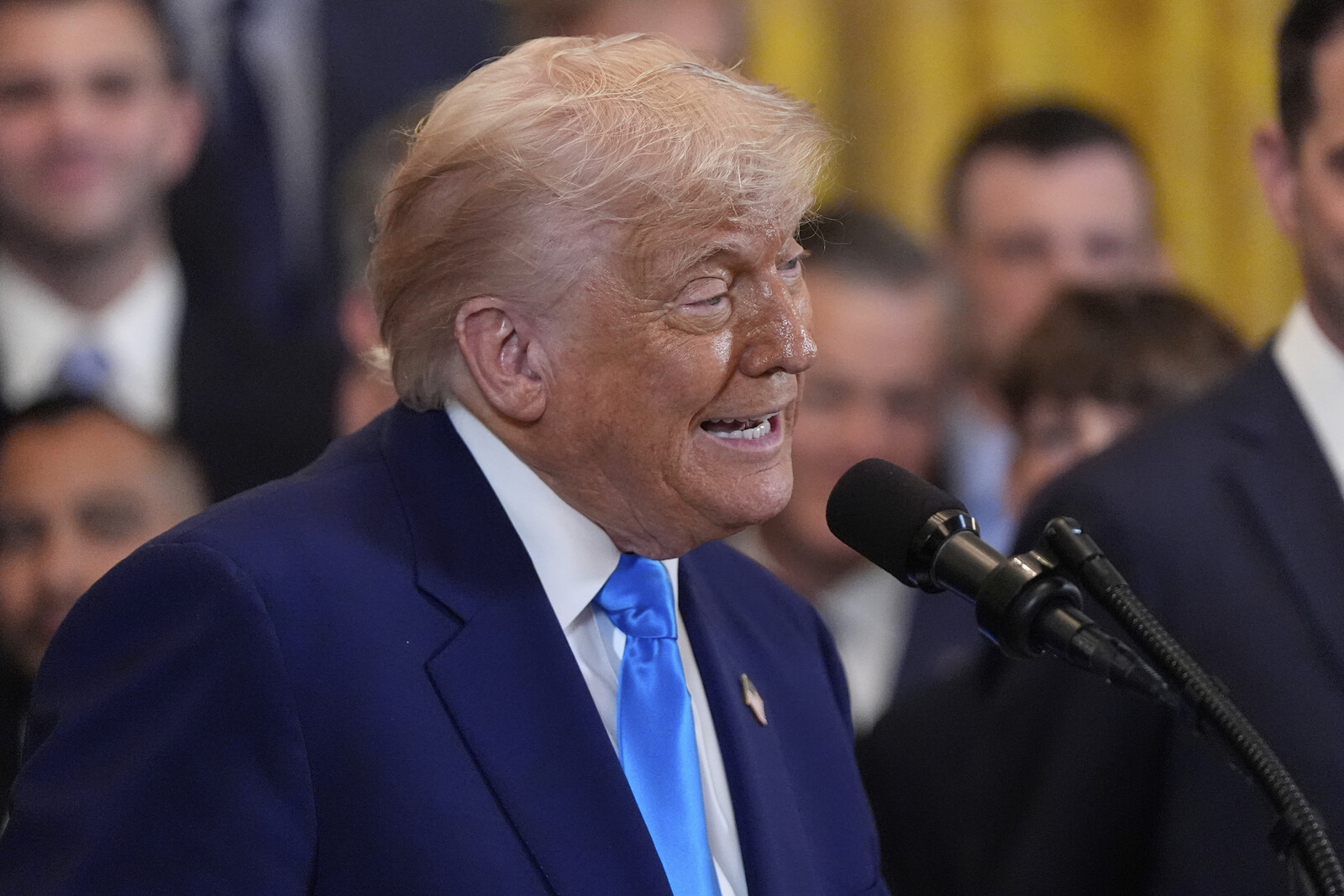 Trump Warns of Tariffs on