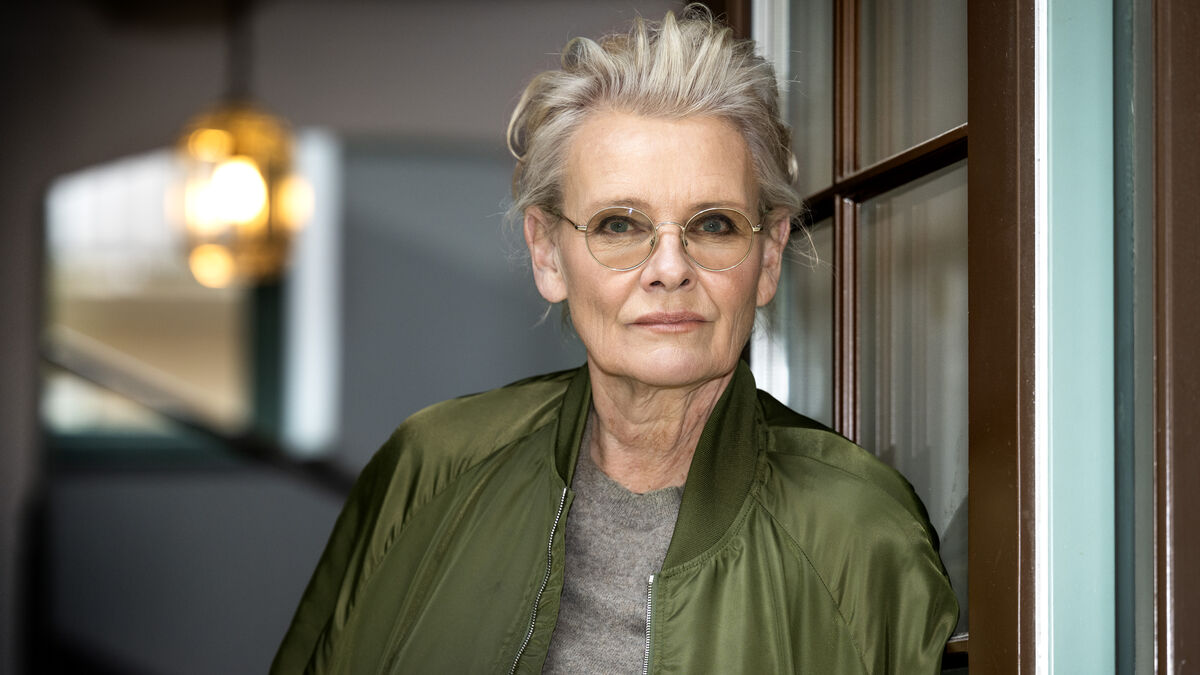 Eva Dahlgren thanks the arts