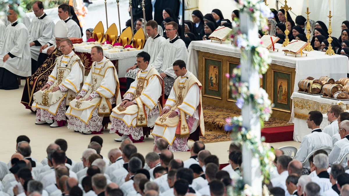 Pope Leo XIV condemns SSPX