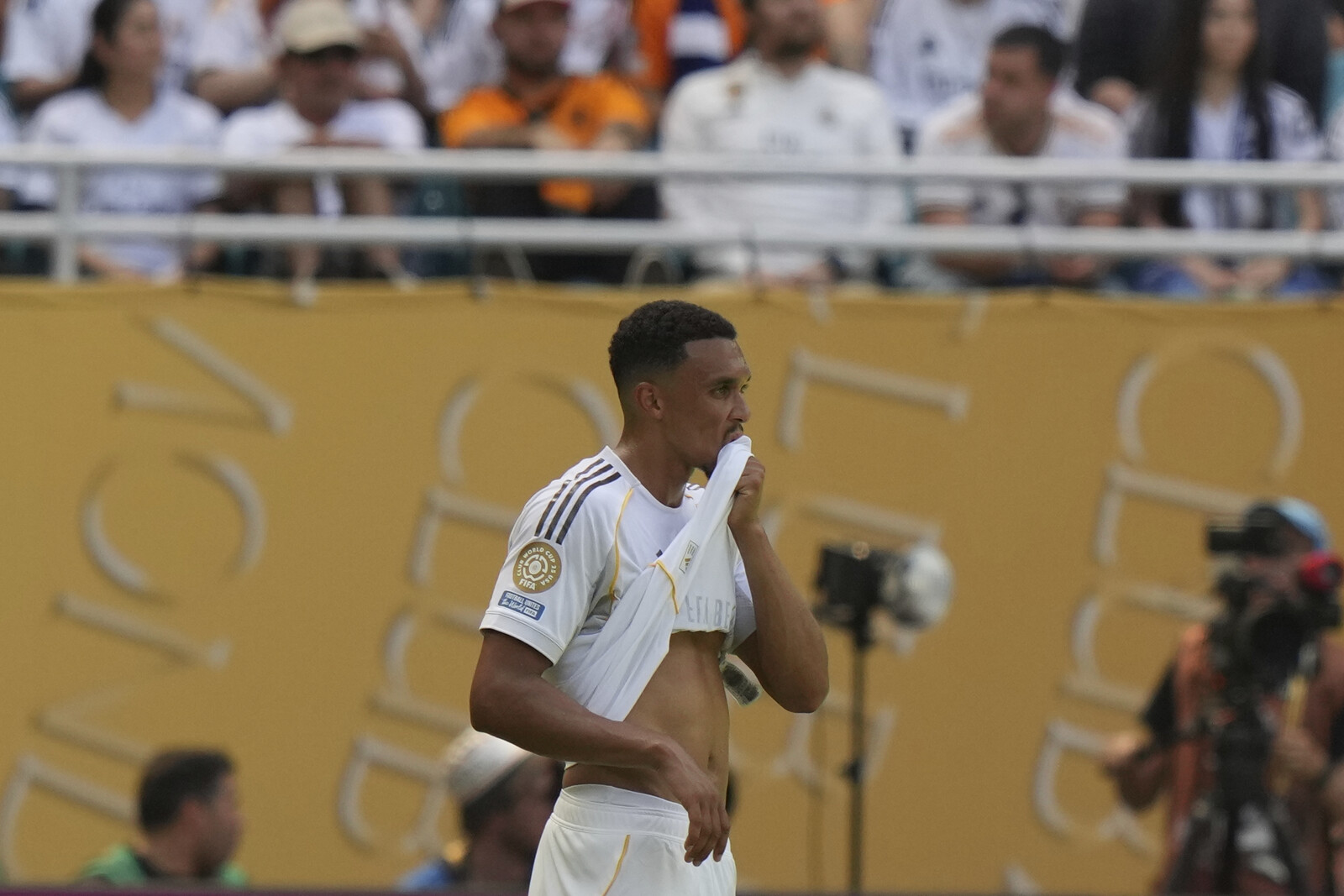 Real Madrid's Trent Alexander-Arnold Out for Weeks with Injury