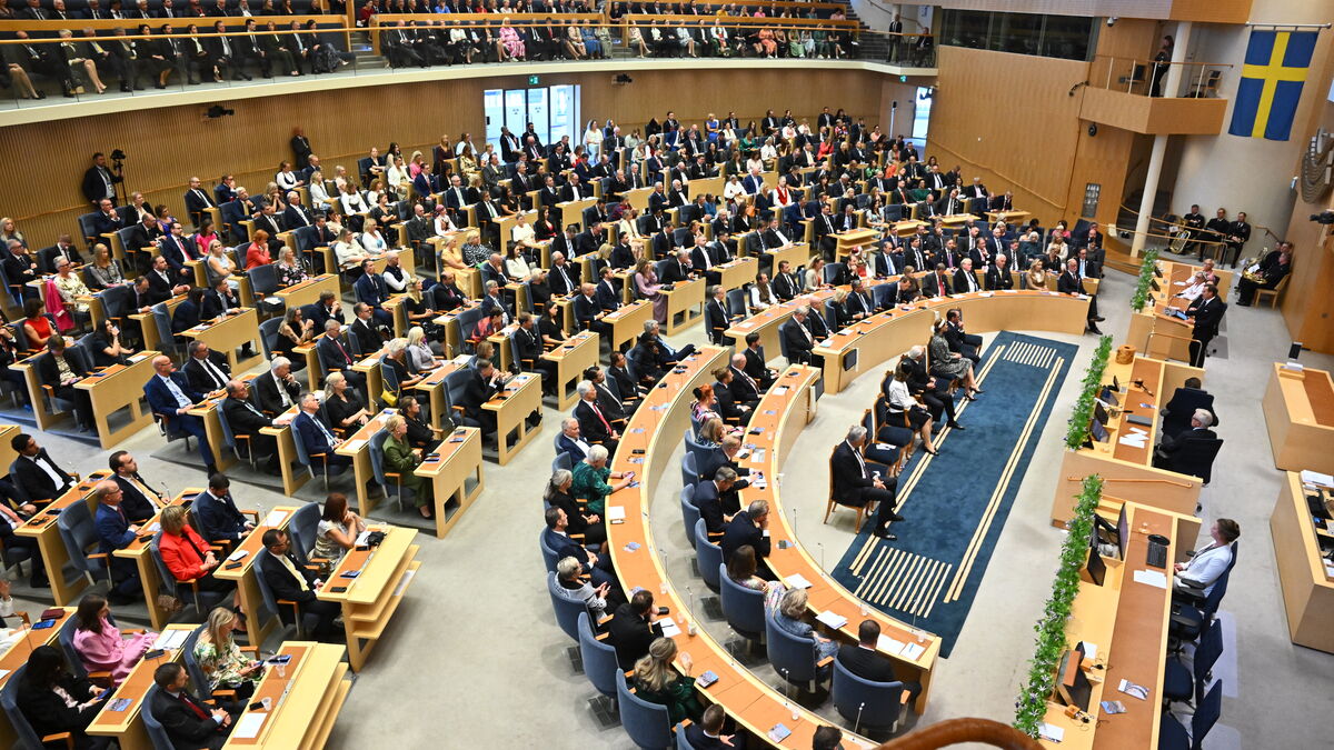 Setback for the government in the Riksdag over proposal to expand grounds for holding children in immigration detention