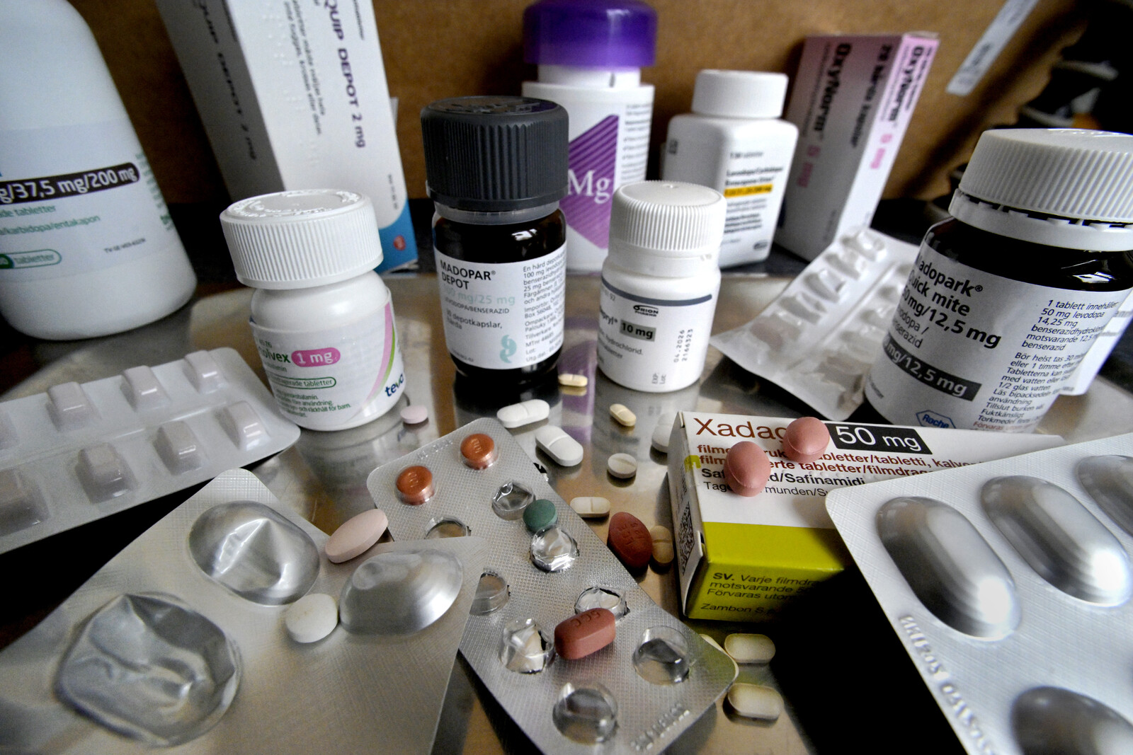 The prescription ceiling is shock-raised