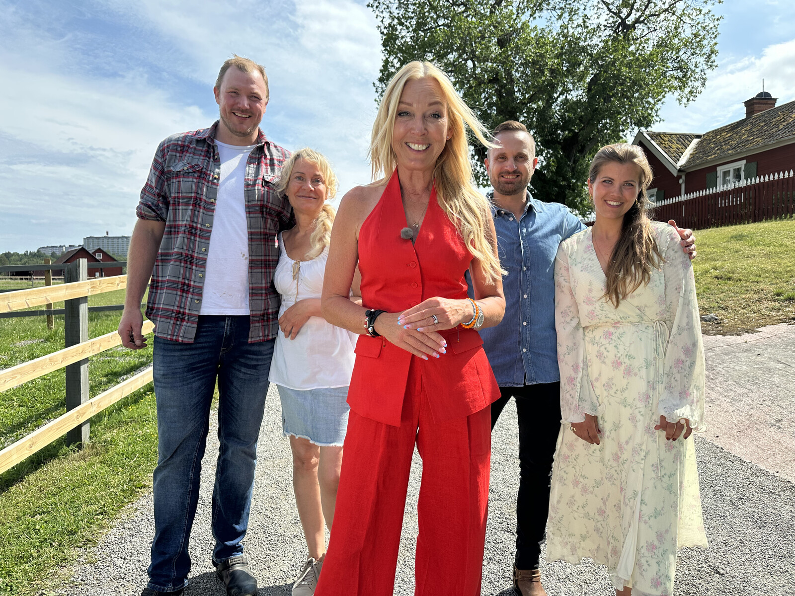 Farmers Return to TV4's "Farmer Seeks Wife" for Another Chance at Love