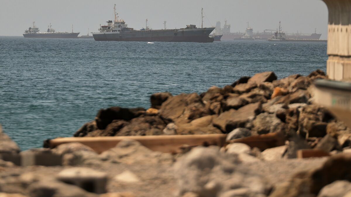Oil prices rise after fresh