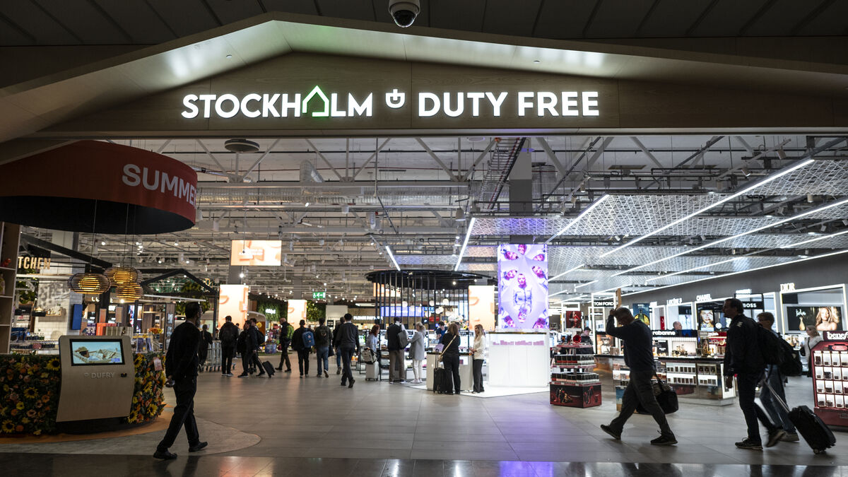 Tax-free shopping more expensive than online, survey shows