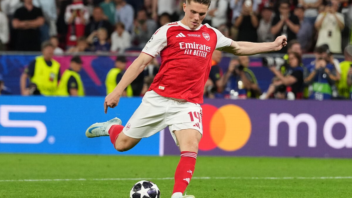 Arsenal win as Gyökeres stays on the bench again