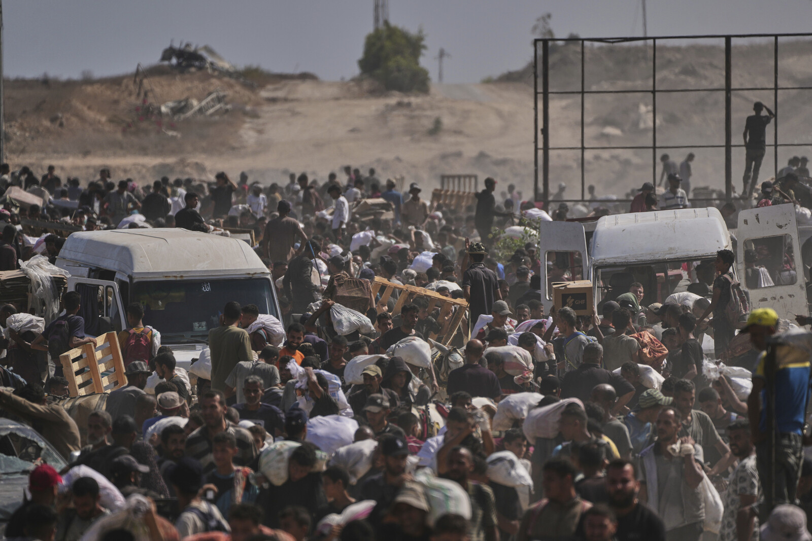 Anti-Islamic Motorcycle Gang Secures Gaza Humanitarian Aid