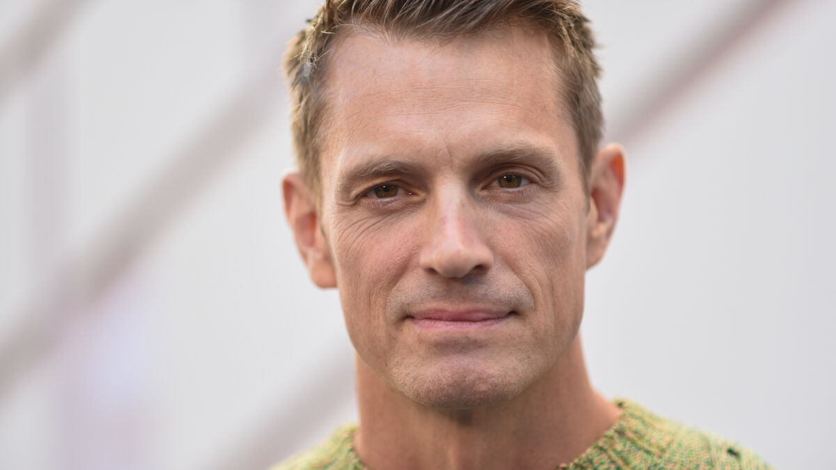 Joel Kinnaman delays Sommar talk, swaps dates with Ewa Fröling