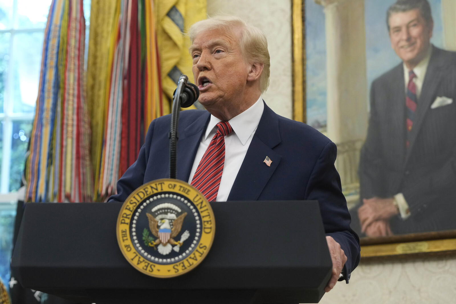 Trump Announces First US-UK Trade