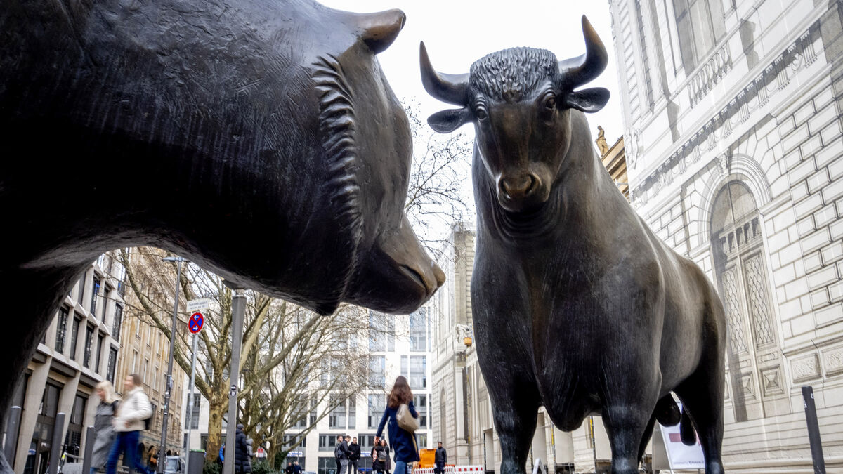 Analysts: Interest rate hikes could end in a stock market crash