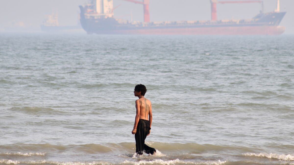 UKMTO says oil tanker hit by three unknown projectiles in Strait of Hormuz