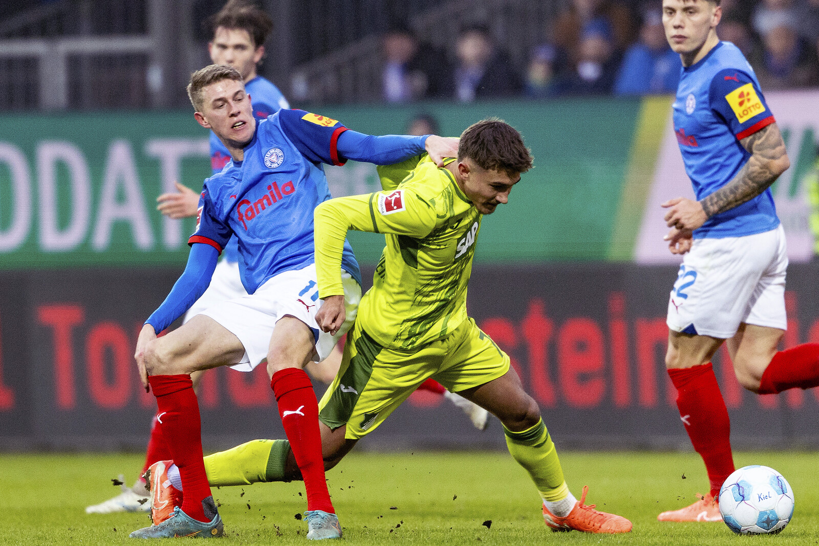 Swedish Striker Bernhardsson Shines with Goals in Bundesliga