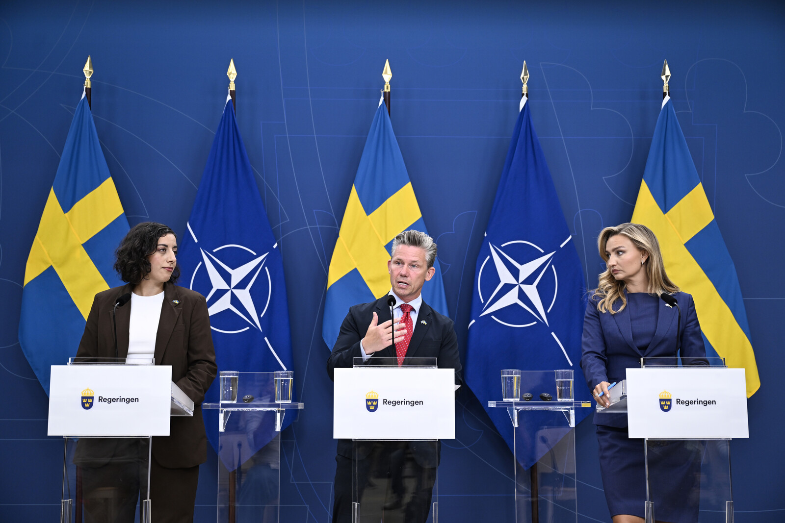 Sweden Pledges 2.7 Billion Kronor to Support Ukraine Defense