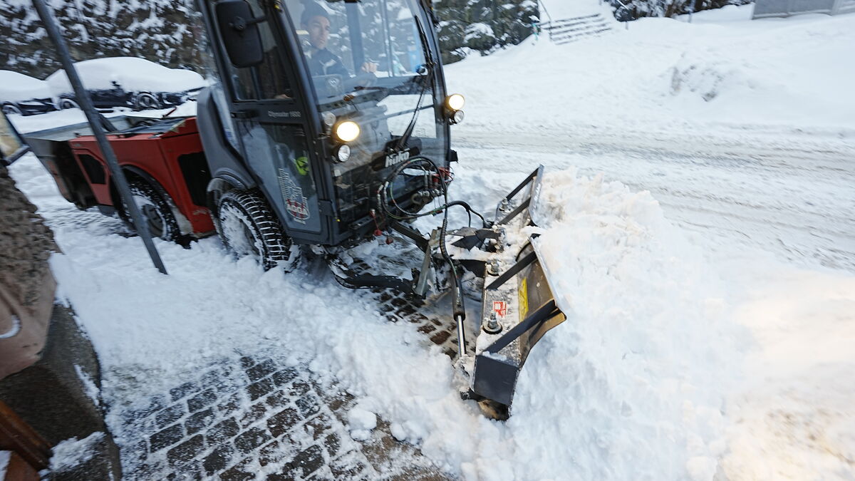 Salary deductions after snow chaos cause uproar at Sahlgrenska Hospital