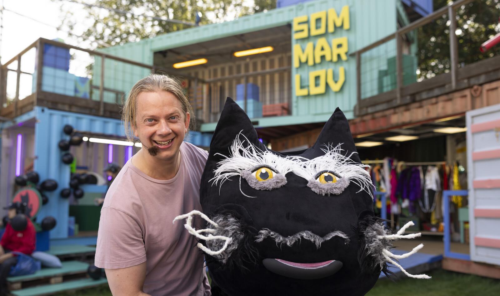 Joel Adolphson Revealed as This Year's Sommarskuggan