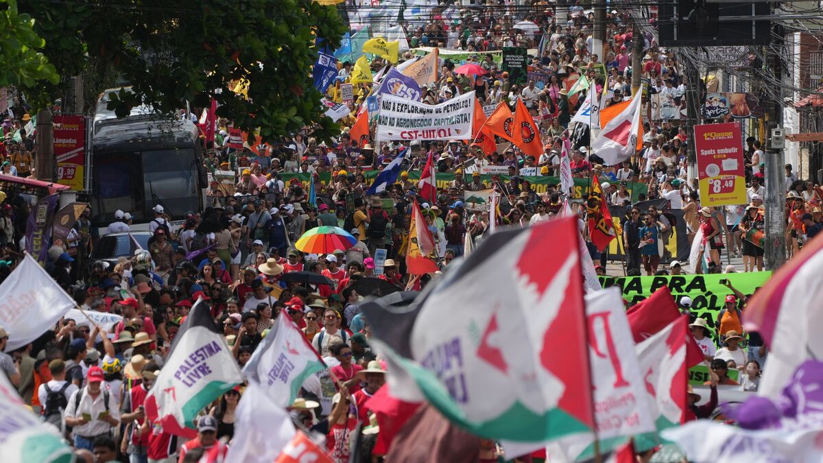 Large protest march takes place