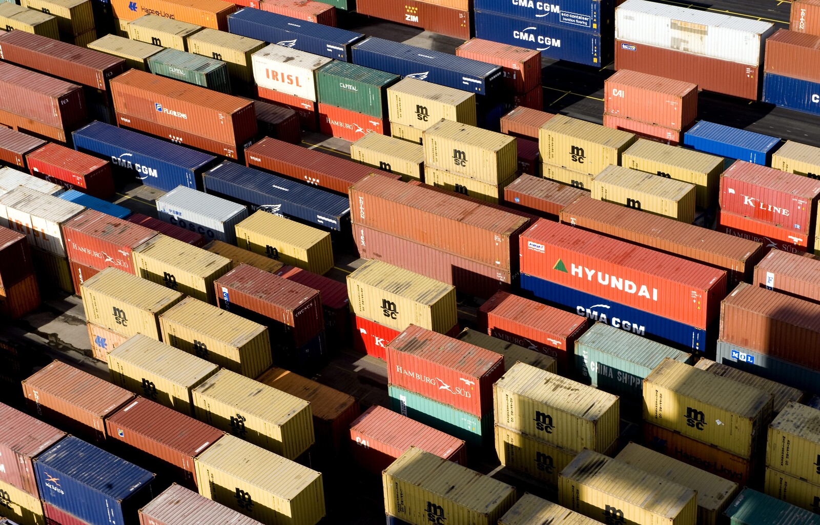 Sweden's Trade Deficit Widens as Exports Fall in August