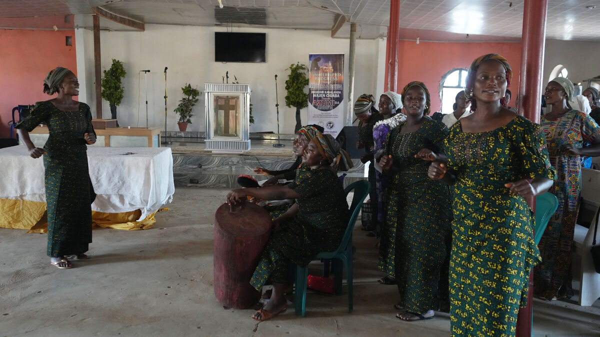Nigeria says religious row with