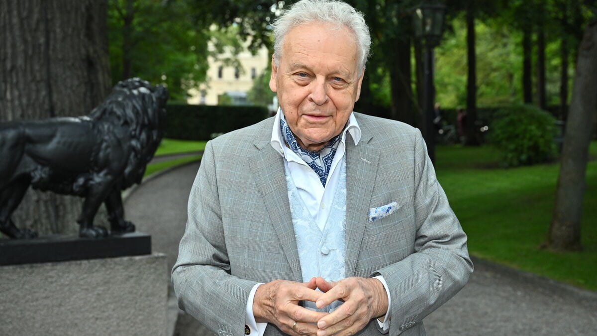 Herman Lindqvist takes Christmas history musical on tour this fall