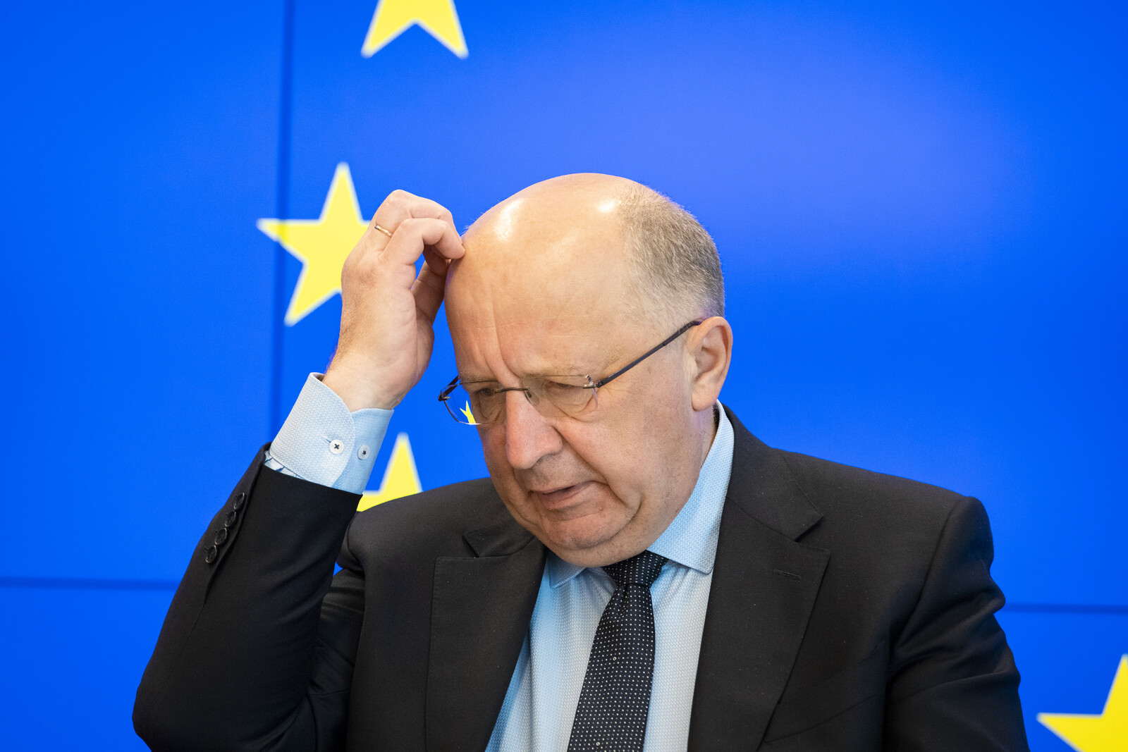 EU Holds Crisis Meeting to Develop Drone Defense Strategy