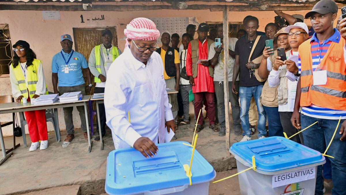 Nigeria grants asylum to opposition