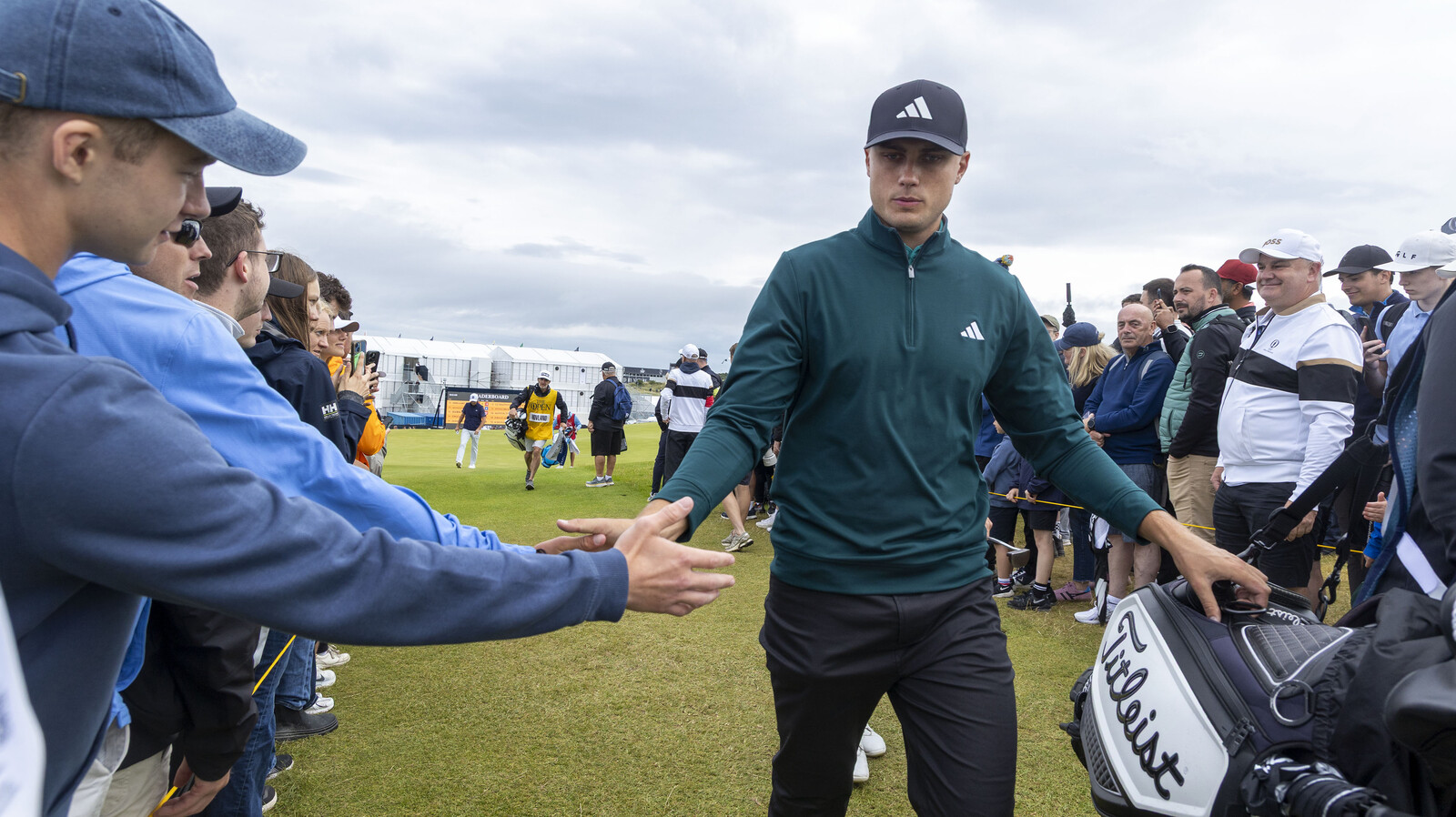 Ludvig Åberg Shines with Aggressive Play at British Open